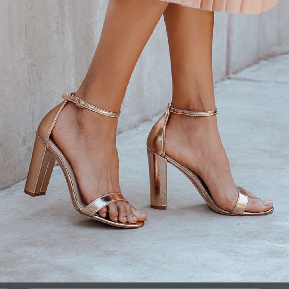 Lulus Taylor Size 8.5 Rose Gold Heels